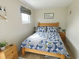 Seiriol Shepherds Hut