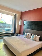 5th Avenue Room By BLVD
