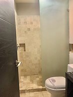 5th Avenue Room By BLVD