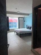5th Avenue Room By BLVD