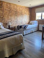 Hostal Lago Cóndor