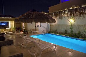 LuxHostel