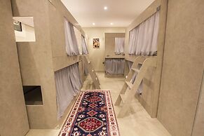LuxHostel