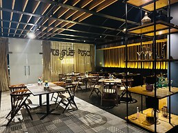 Cubix Hotel
