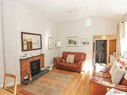 Courtyard Cottage