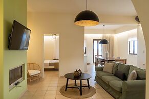 Villa Dimitra With Swimming Pool