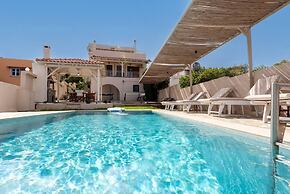 Villa Dimitra With Swimming Pool