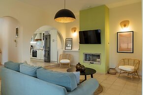 Villa Dimitra With Swimming Pool