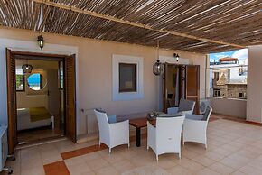 Villa Dimitra With Swimming Pool