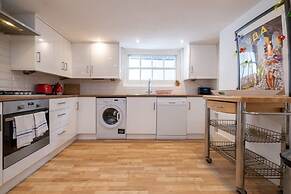 Host Stay George Street Townhouse