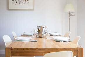 Central Chichester 3bd Mews House For Up To 6