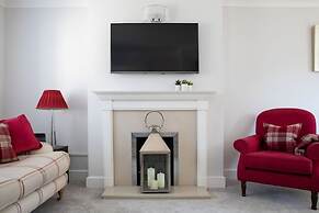 Central Chichester 3bd Mews House For Up To 6