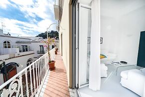 Cocor Capri by Elite Villas