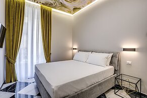 Golden Rose in Naples