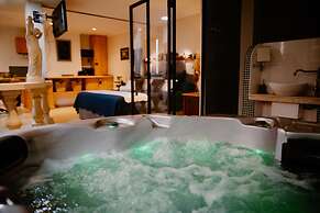 Suite de Diane Jacuzzi - Premi re Conciergerie