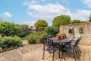 Host Stay Nicholson Cottage