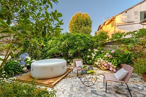 The Garden Lodge in Lucca