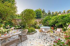 The Garden Lodge in Lucca