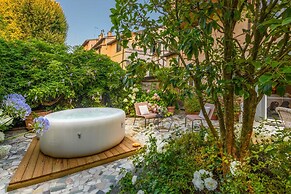 The Garden Lodge in Lucca