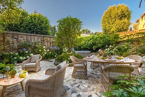 The Garden Lodge in Lucca
