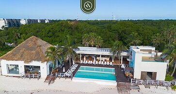 Nick Price Residences A 206