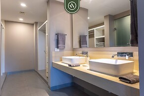 Nick Price Residences A 206