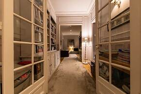 Splendid 5BR Family Apartment - Trocadero