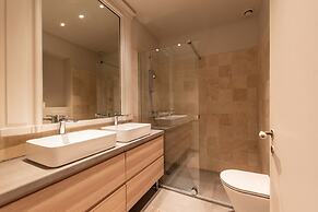 Splendid 5BR Family Apartment - Trocadero