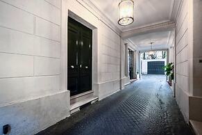 Luxury 3BR Flat Near the Champs Elys es
