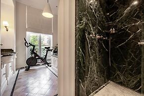 Luxury 3BR Flat Near the Champs Elys es