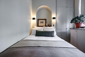 Luxury 3BR Flat Near the Champs Elys es