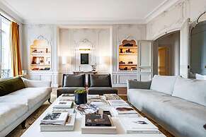 Luxury 3BR Flat Near the Champs Elys es