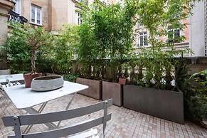Luxury 5BR House Close to the Arc de Triomphe