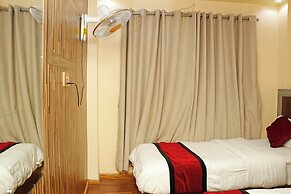 Hotel FIve Season Inn