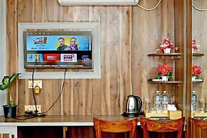 Hotel FIve Season Inn