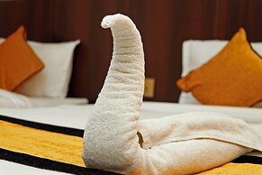 Hotel FIve Season Inn