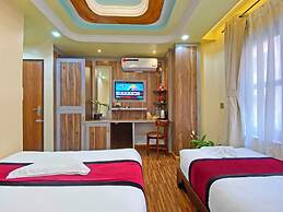 Hotel FIve Season Inn