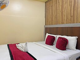 Hotel FIve Season Inn