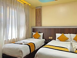 Hotel FIve Season Inn
