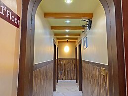 Hotel FIve Season Inn