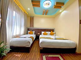 Hotel FIve Season Inn