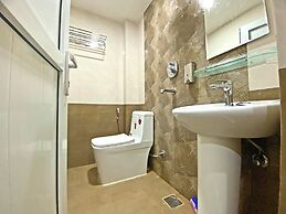 Hotel FIve Season Inn