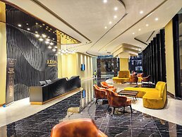 Axon Residence by Emily in Town