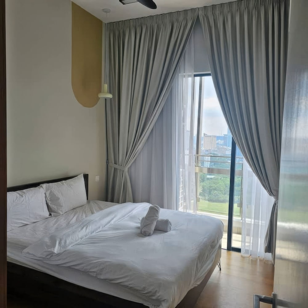Sentral Suites - Netflix and Chill