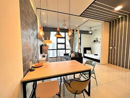 The Robertson Residences Free Gym & Pool