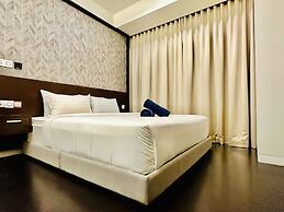 Tropicana The Residences KLCC Skypool