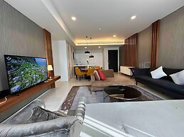 Tropicana The Residences KLCC Skypool