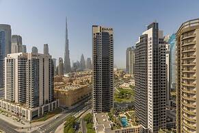 Maison Privee - Sky-High Panoramic Apt with Iconic Burj Khalifa Views