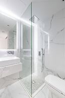 Seaside Elegance - Luxury 3-BR in JBR
