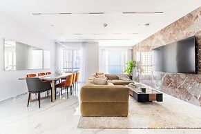 Seaside Elegance - Luxury 3-BR in JBR